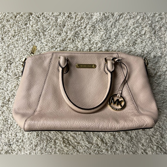 Michael Kors Leather Purse - Picture 1 of 9